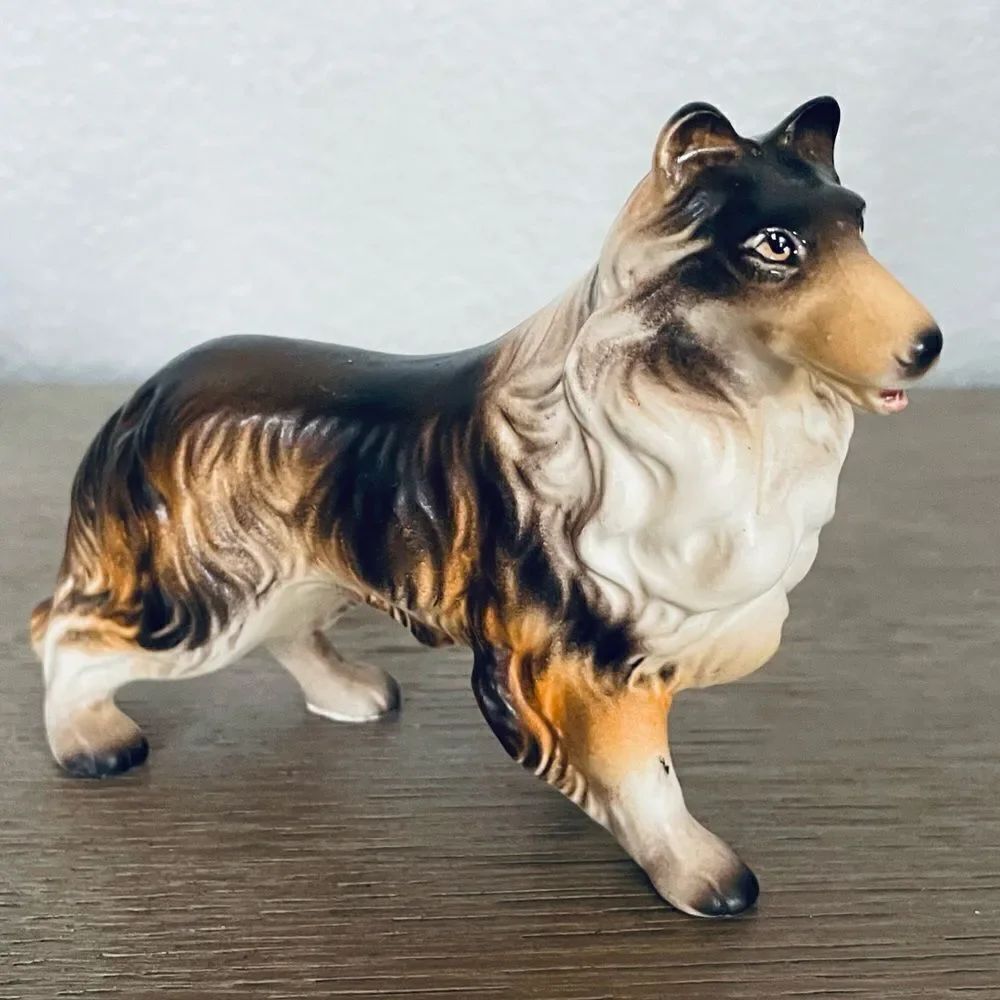Vintage Collie Dog Porcelain Figurine